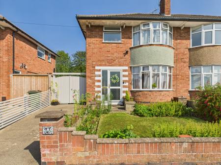 3 bedroom Semi-detached house for sale in Avondale Road, Wigston, LE18
