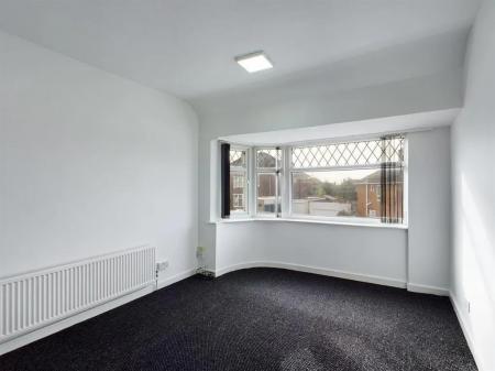 3 bedroom Semi-detached house for sale in Chistlehurst Avenue, Leicester