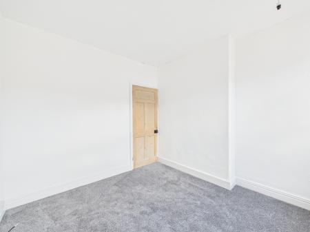 2 bedroom Terraced House for sale in Dartford Road, Leicester, LE2