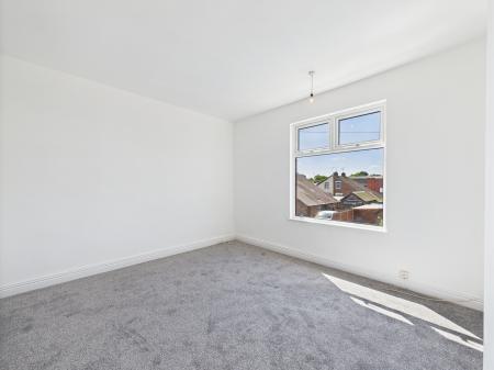 2 bedroom Terraced House for sale in Dartford Road, Leicester, LE2