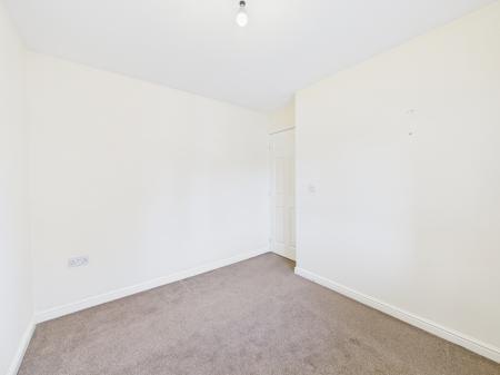 3 bedroom Town house for sale in Heybridge Road, Leicester, LE5
