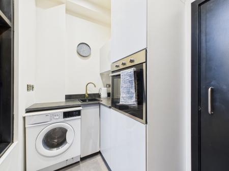 1 bedroom Flat to let in Briton Street, Leicester, LE3