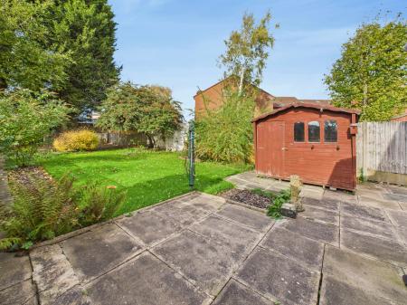 2 bedroom Semi-detached house for sale in Granby Close, Hinckley, LE10