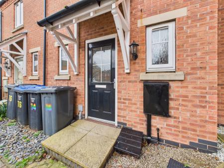 2 bedroom Town house to let in Dairy Way, Kibworth, LE8