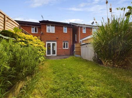 2 bedroom Terraced House to let in Firestone Close, Leicester