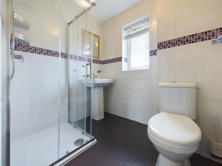 2 bedroom Terraced House to let in Firestone Close, Leicester