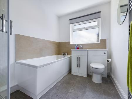 2 bedroom Bungalow to let in Bracken Walk, Markfield, LE67