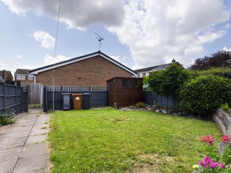 2 bedroom Bungalow to let in Bracken Walk, Markfield, LE67