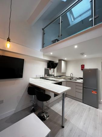 1 bedroom Flat to let in Millstone Lane, Leicester, LE1