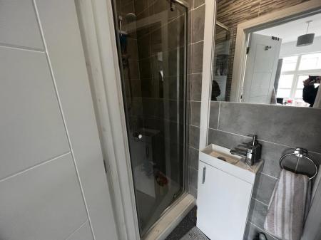 1 bedroom Flat to let in Marble Street, Leicester, LE1