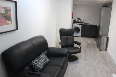 1 bedroom Flat to let in Millstone Street, Leicester, LE1