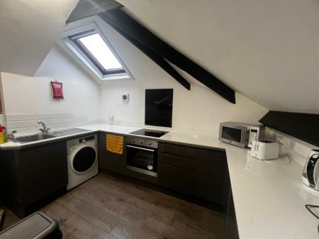 1 bedroom Flat to let in Millstone Street, Leicester, LE1