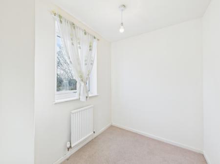 5 bedroom Terraced House to let in Neston Gardens, Leicester, LE2