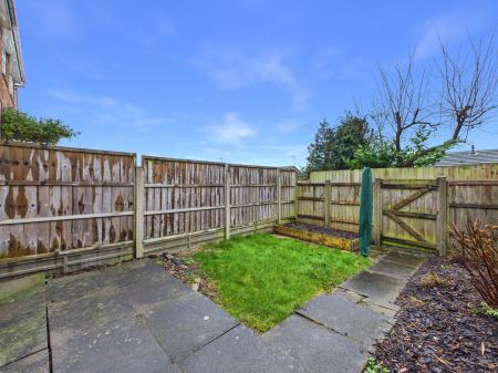 2 bedroom Terraced House to let in Lillingstone Close, Markfield, LE67