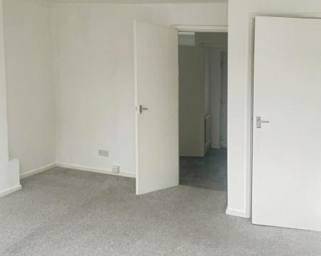 2 bedroom Terraced House for sale in Harrowby Lane, Grantham, NG31