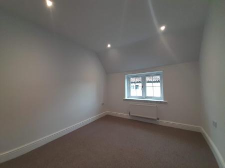 4 bedroom Link detached house to let in High Street, Newton On Trent, Lincoln, LN1