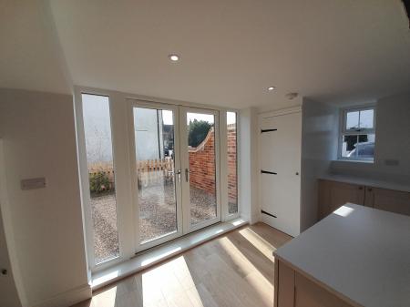 4 bedroom Link detached house to let in High Street, Newton On Trent, Lincoln, LN1