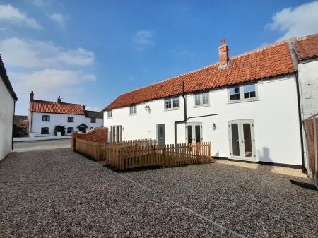 4 bedroom Link detached house to let in High Street, Newton On Trent, Lincoln, LN1