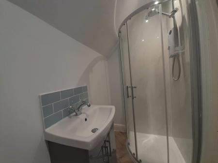 4 bedroom Link detached house to let in High Street, Newton On Trent, Lincoln, LN1