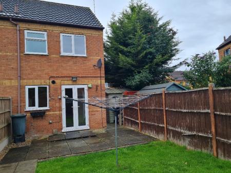 2 bedroom Semi-detached house to let in Dawson Road, Sleaford, NG34