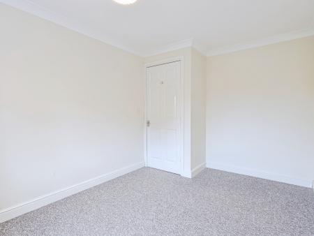 2 bedroom Flat for sale in University Court, Grantham, NG31