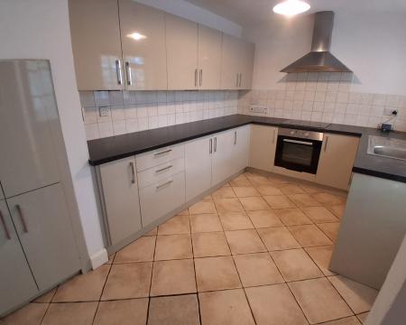 4 bedroom Detached house to let in The Park, Potterhanworth, Lincoln, LN4