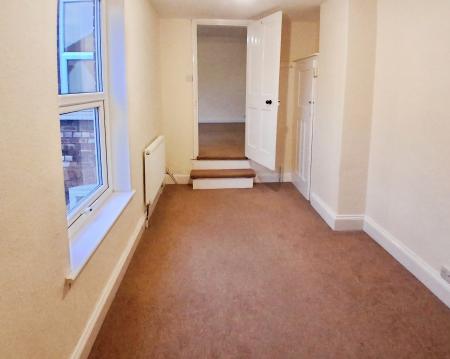 3 bedroom Terraced House to let in Burton Road, Lincoln, LN1