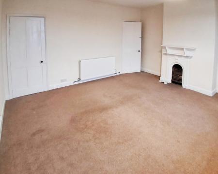 3 bedroom Terraced House to let in Burton Road, Lincoln, LN1