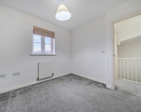 3 bedroom Terraced House for sale in Carnoustie Drive, Lincoln, LN6