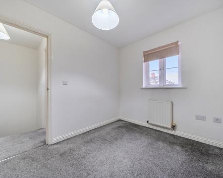 3 bedroom Terraced House for sale in Carnoustie Drive, Lincoln, LN6