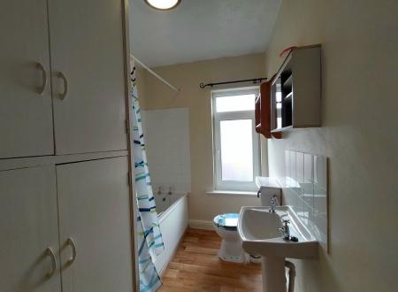 2 bedroom Terraced House to let in Ashfield Street, Lincoln, Lincoln, LN2