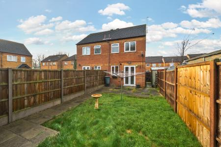 2 bedroom Semi-detached house for sale in Dawson Road, Sleaford, NG34