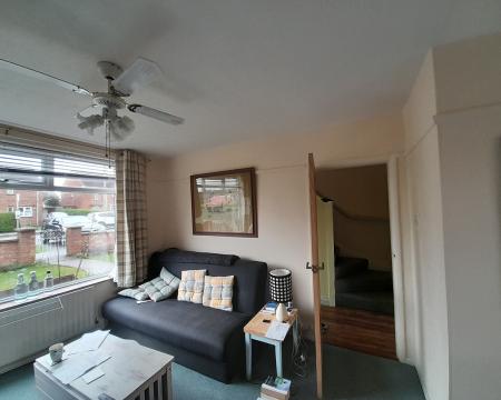 3 bedroom Terraced House to let in Laughton Way, Lincoln, LN2