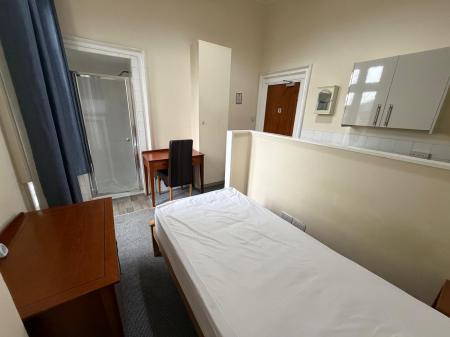 1 bedroom House share to let in Carholme Road, Lincoln, LN1