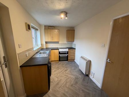 2 bedroom Terraced House to let in Harrier Court, Lincoln, LN6