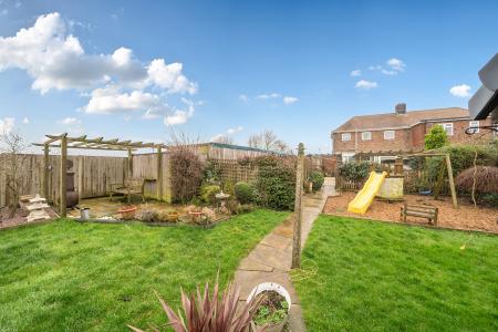 2 bedroom Semi-detached house for sale in Thorpe Tilney, Lincoln, LN4