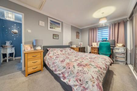 2 bedroom Semi-detached house for sale in Thorpe Tilney, Lincoln, LN4