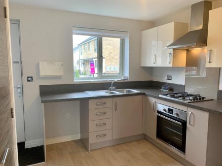 2 bedroom Semi-detached house to let in Westbrooke Place, Lincoln, LN6