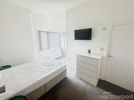 7 bedroom Semi-detached house for sale in Bedford Road, Rockferry, Birkenhead, CH42