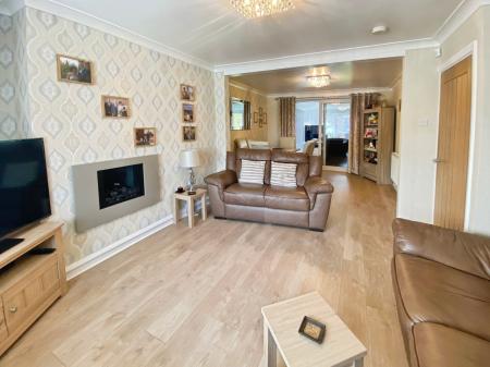 3 bedroom End of terrace house for sale in Broad Place, Norris Green, Liverpool, L11