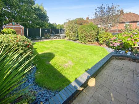 3 bedroom End of terrace house for sale in Broad Place, Norris Green, Liverpool, L11