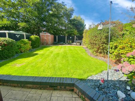 3 bedroom End of terrace house for sale in Broad Place, Norris Green, Liverpool, L11