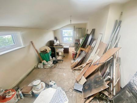 4 bedroom End of terrace house for sale in Derby Lane, Old Swan, Liverpool, L13