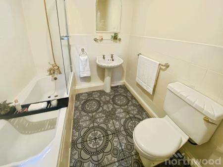 1 bedroom Flat for sale in Eaton Road, West Derby, Liverpool, L12