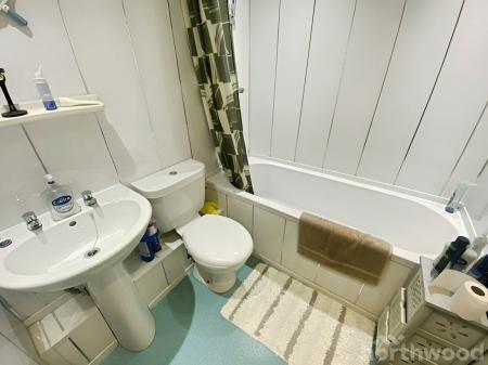 2 bedroom Flat for sale in Erica Park, Netherley, Liverpool, L27