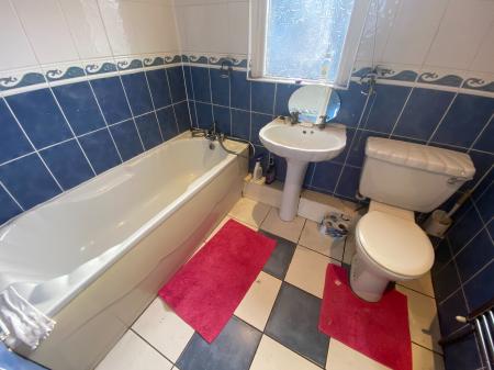 3 bedroom Flat for sale in Lisburn Lane, Tuebrook, Liverpool, L13