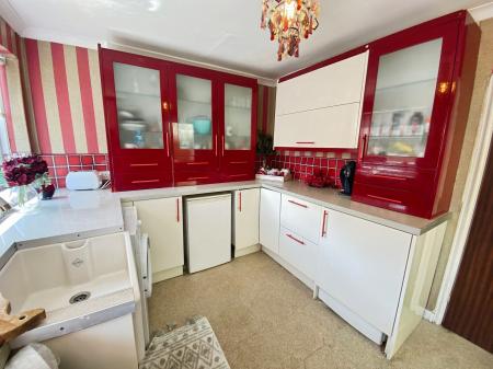 4 bedroom Terraced House for sale in Queens Drive, Stoneycroft, Liverpool, L13