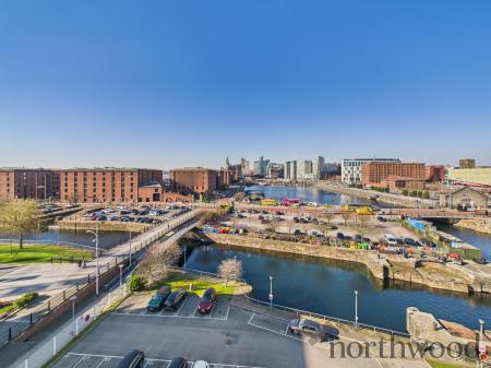 2 bedroom Flat for sale in Royal Quay, City Centre, Liverpool, L3
