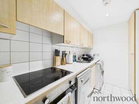 2 bedroom Flat for sale in Royal Quay, City Centre, Liverpool, L3
