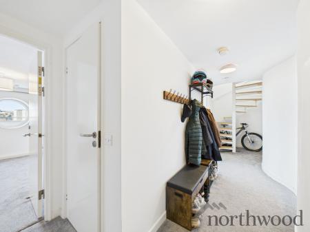 2 bedroom Flat for sale in Royal Quay, City Centre, Liverpool, L3